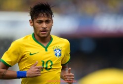 飞鲸体育直播-中超联赛球员陈伟铭职业生涯及技术特点